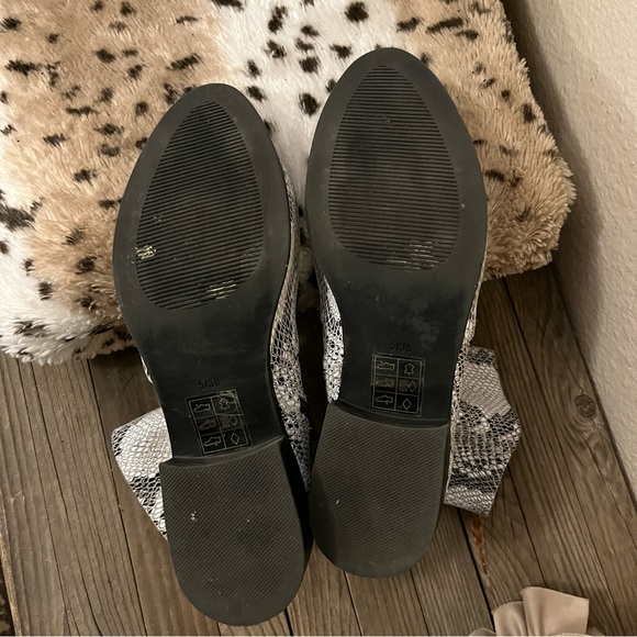 Topshop Klaus Python Snake Print Block Heel Ankle Booties Sz EU 38 - Picture 11 of 11